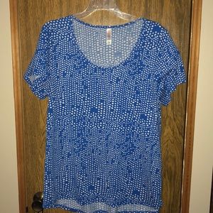Size XL LuLaRoe Classic Tee